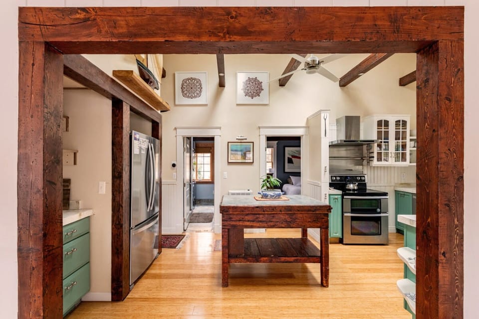 Our fully renovated cottage features threshold-free bamboo flooring and reclaimed, distressed timbers. Unique works of art by local artisans and artists are throughout the cottage.