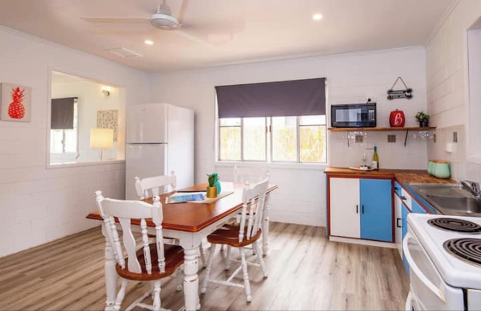 Well equipped kitchen 