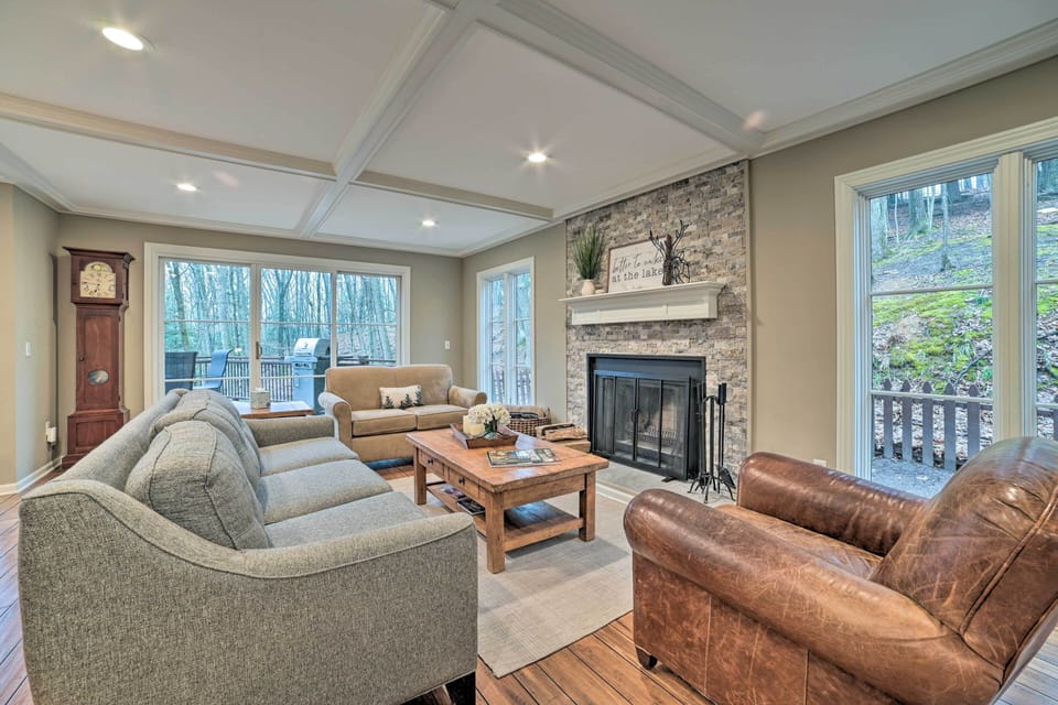 Harbor Springs Vacation Rental | 4BR | 3.5BA | 2,200 Sq Ft | Steps Required