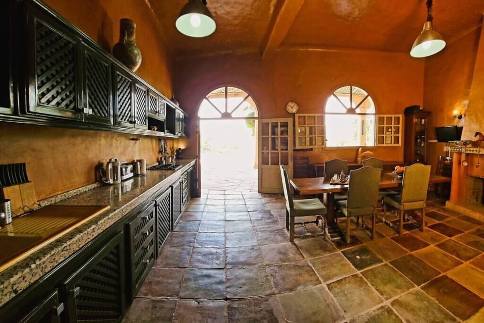Espace cuisine / Kitchen area