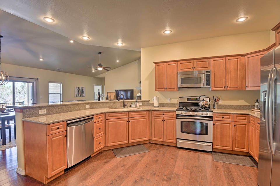Kitchen | Stainless Steel Appliances