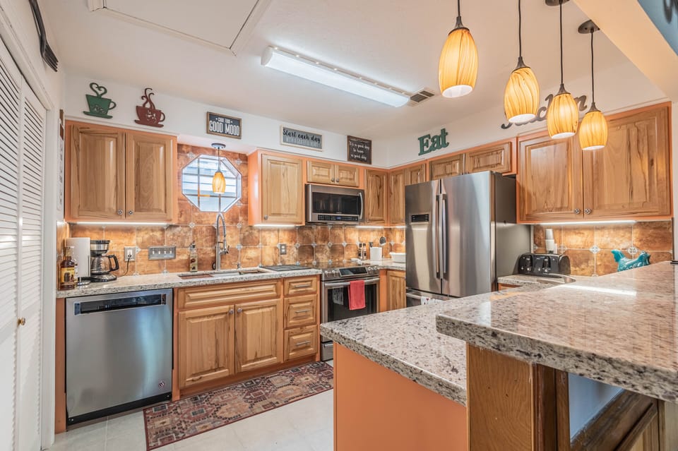 Kitchen 1