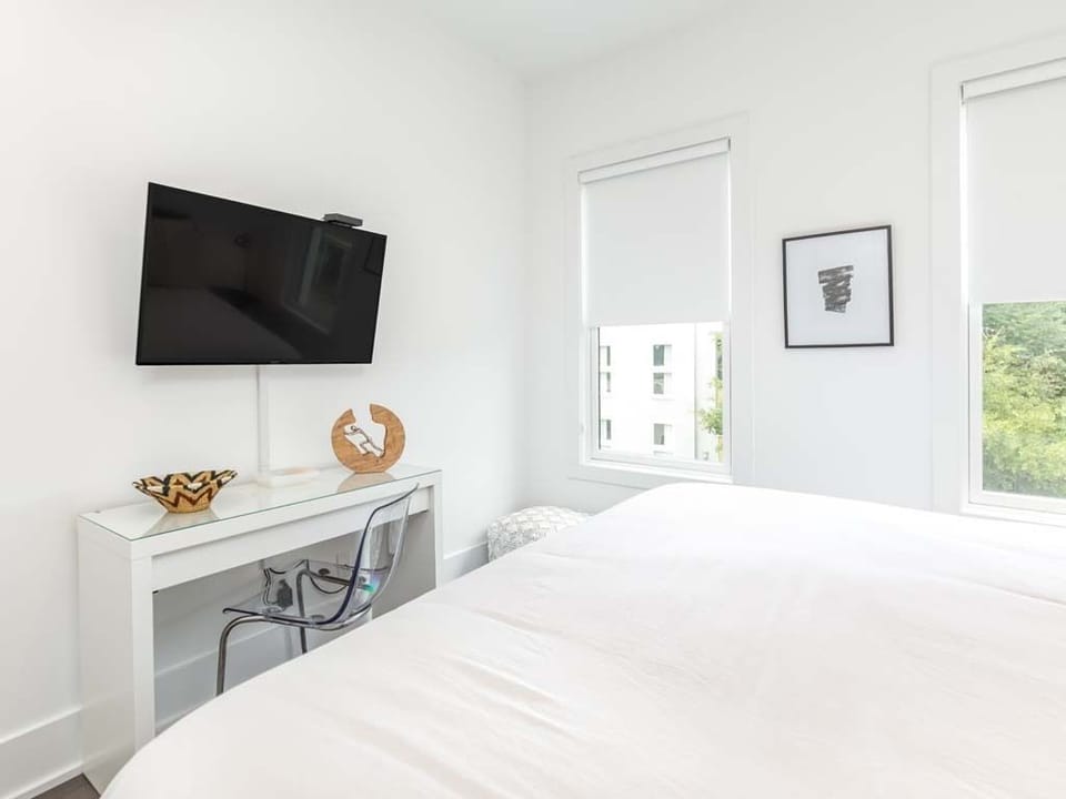 Second Bedroom - King Size Bed