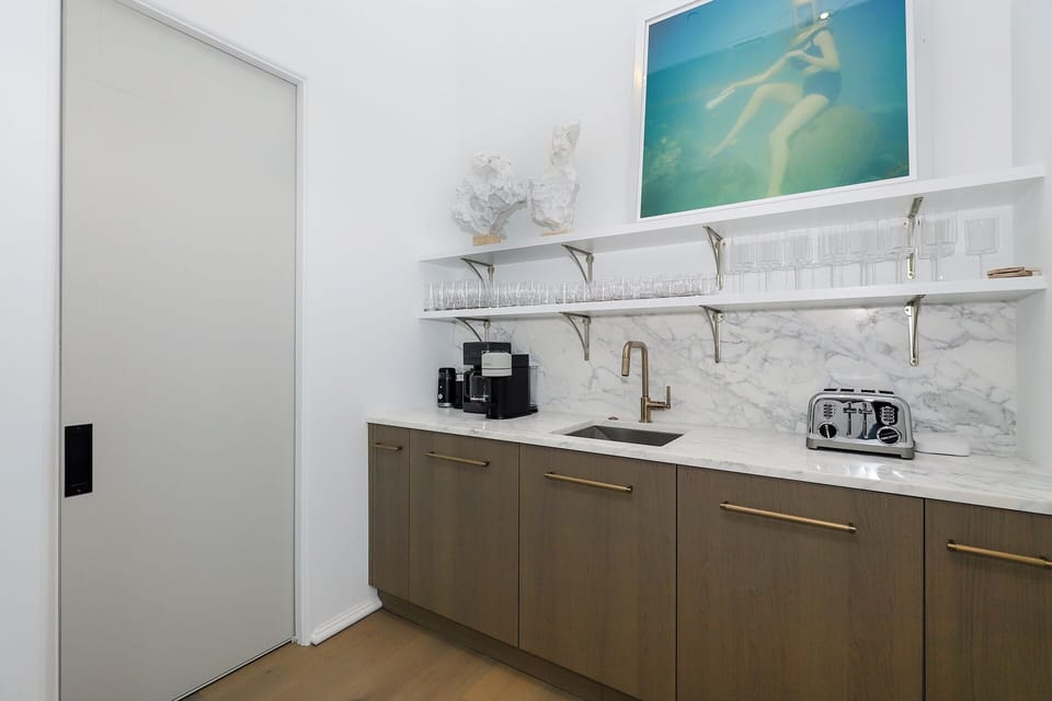 Ocean - Seacrest - Second Floor - Butler's Pantry