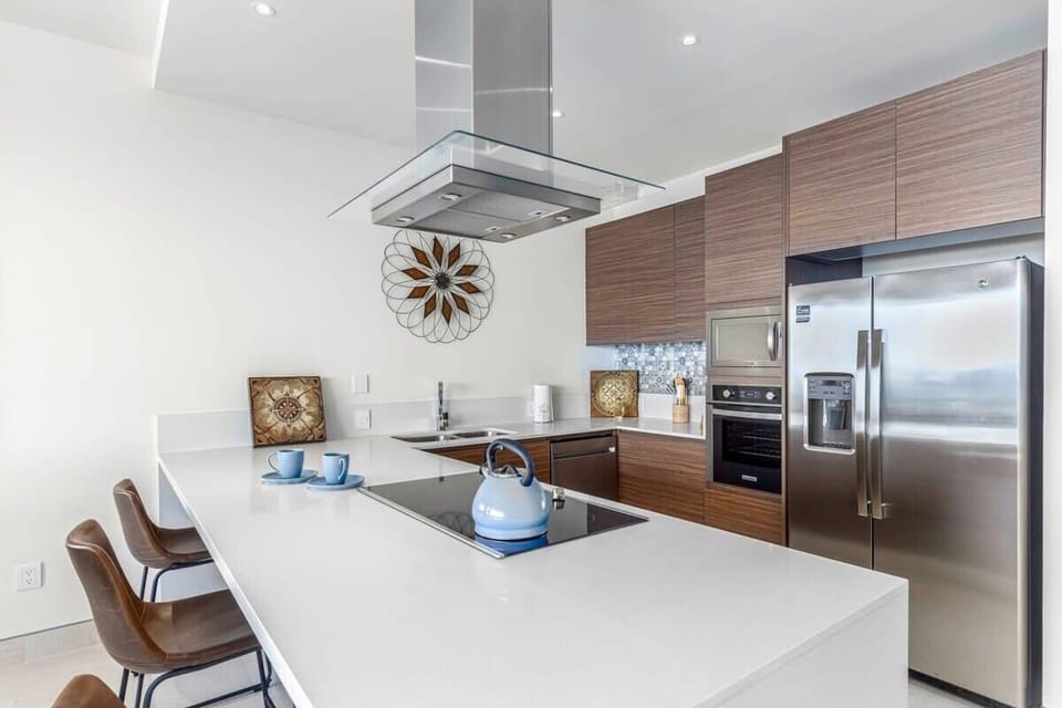 Enjoy your mornings in the breakfast bar.