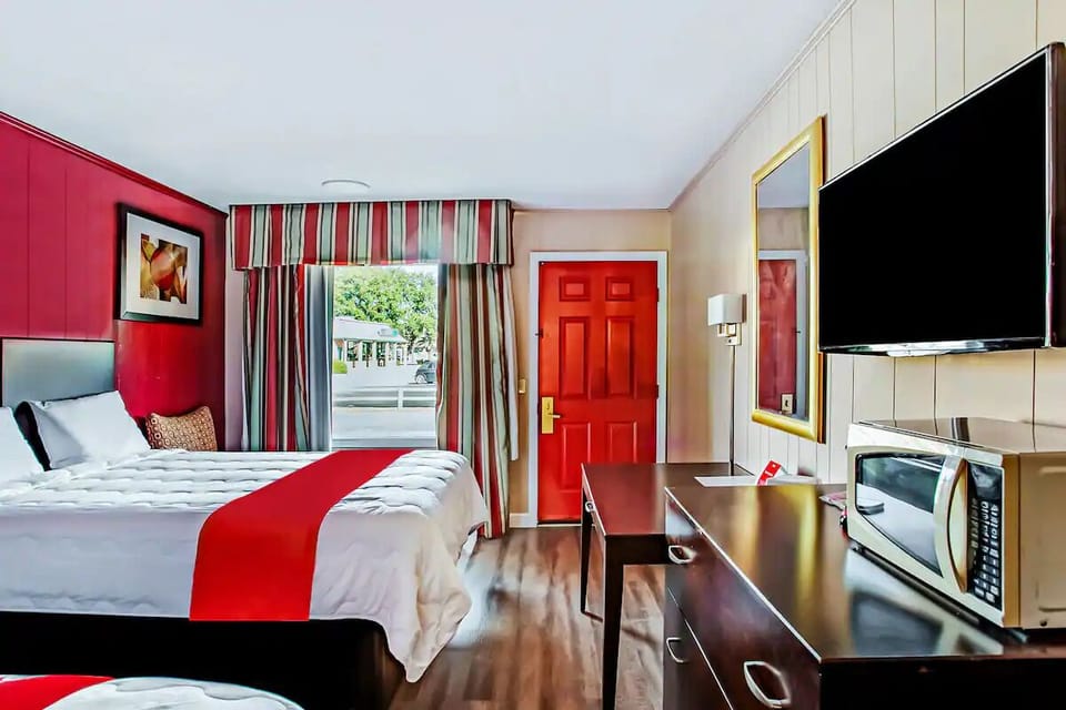 Bedroom. Interior and views may vary based on location and availability.