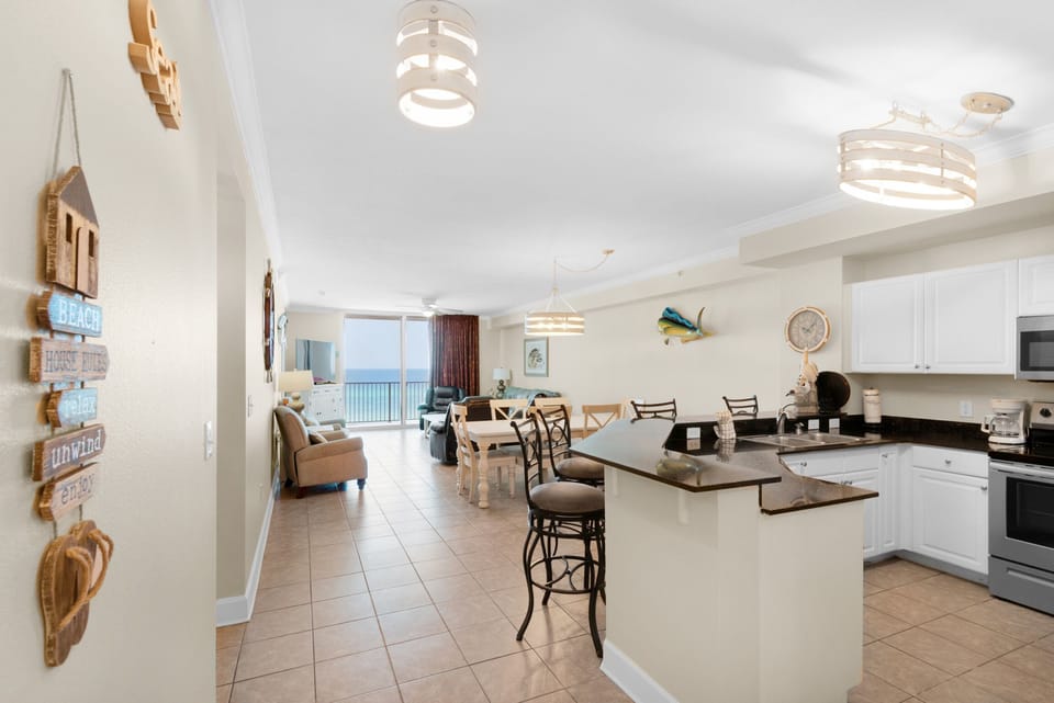 Kitchen to Living Room