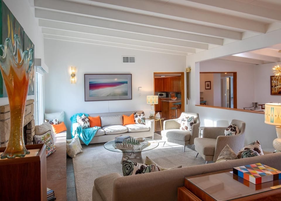 Living room with vaulted ceilings and gas fireplace