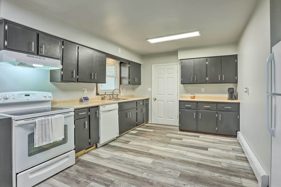 Kitchen | Fully Equipped | Cooking Basics