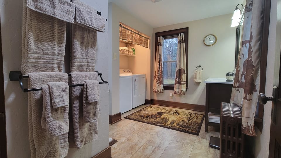 1st Floor Full Bath