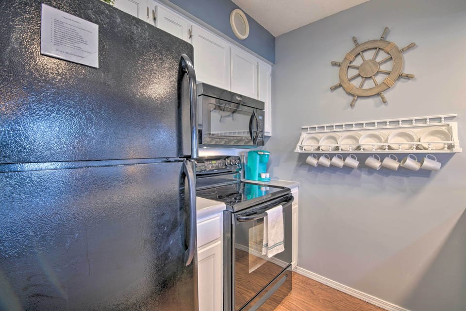 Kitchen | Fully Equipped | Cooking Basics | Dishware/Flatware