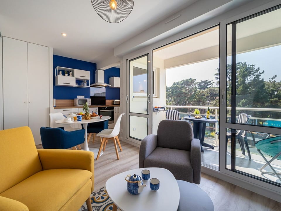 Plant, Water, Property, Furniture, Building, Table, Window, Azure, Chair, Interior Design