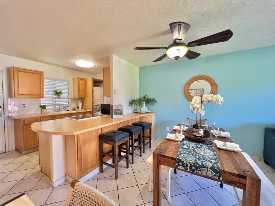 Large wrap around countertop