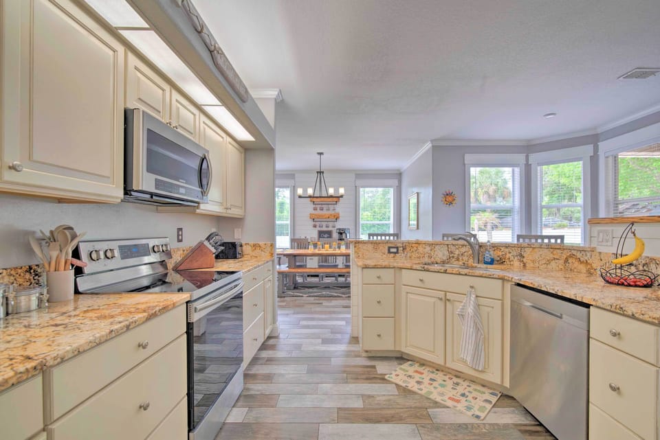 Fully Equipped Kitchen | Cooking Basics