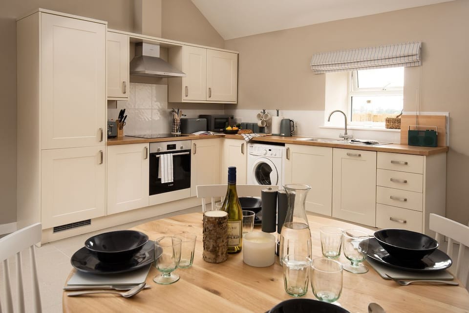 Lyme Grass - the spacious kitchen and dining area