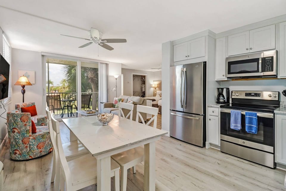 Getaway to the beach in this beautifully updated Bonita Beach & Tennis studio condo, equipped to provide a fantastic vacation!