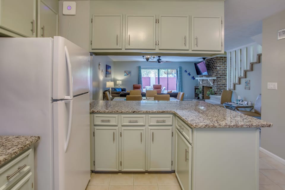 Fully Equipped Kitchen | Toaster Oven