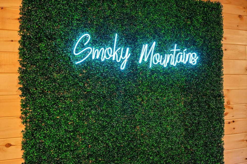 5 foot custom neon sign of the Smoky Mountains!