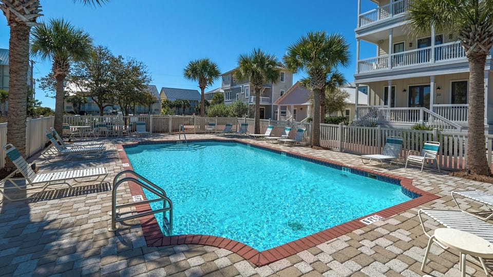 Dalton Place Beach Access and Pool