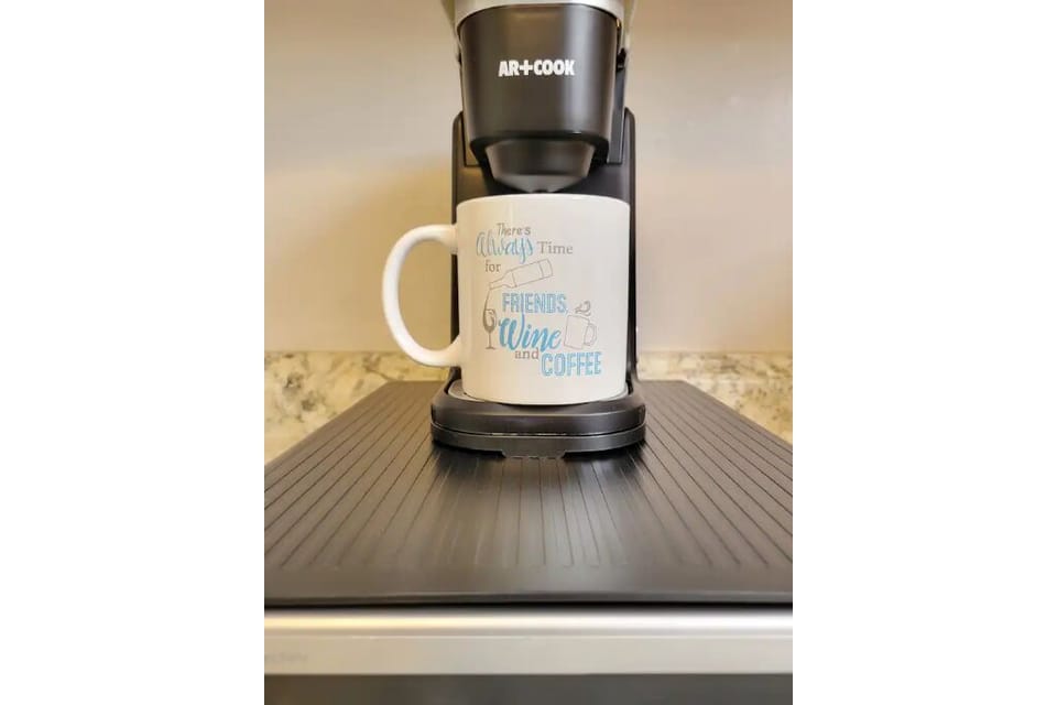Coffee Pod machine with complimentary coffee