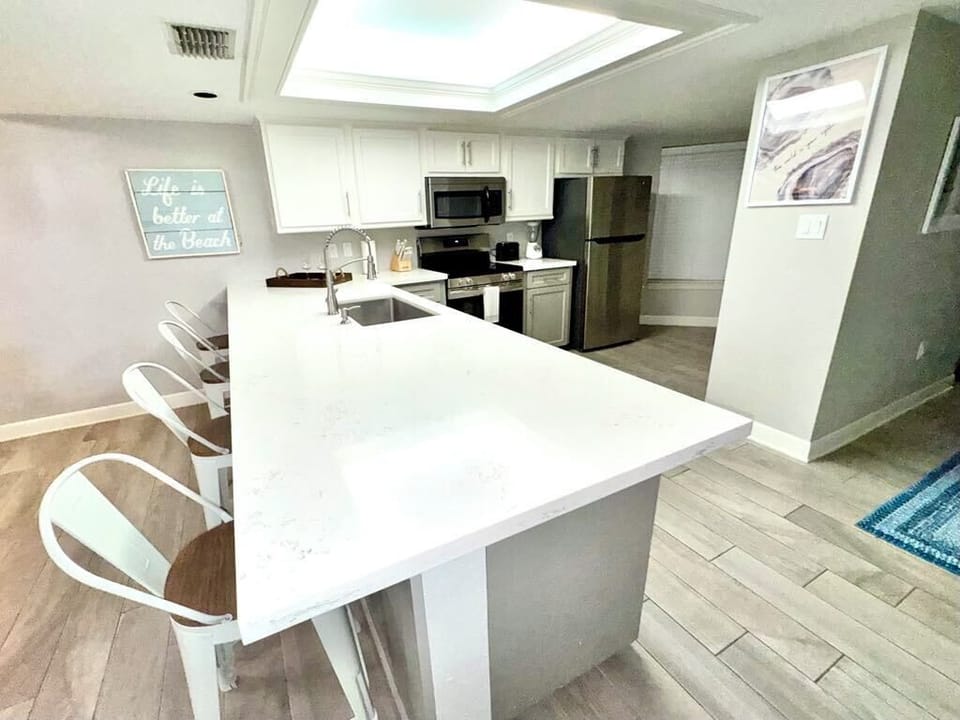 Breakfast Bar
