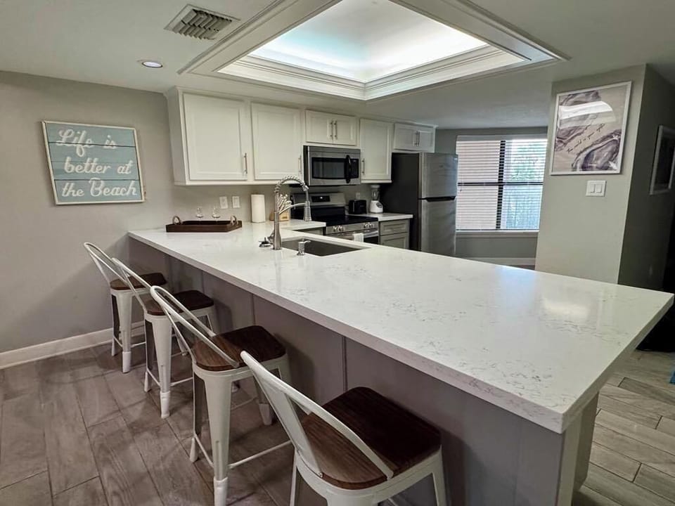 Breakfast Bar
