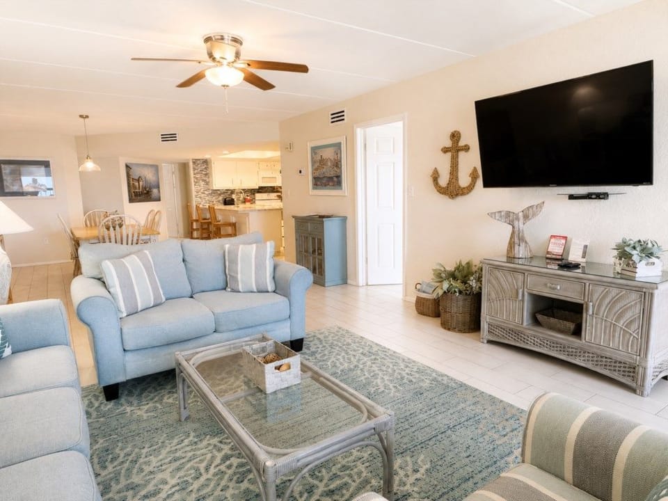 Saida4704LivingRoom