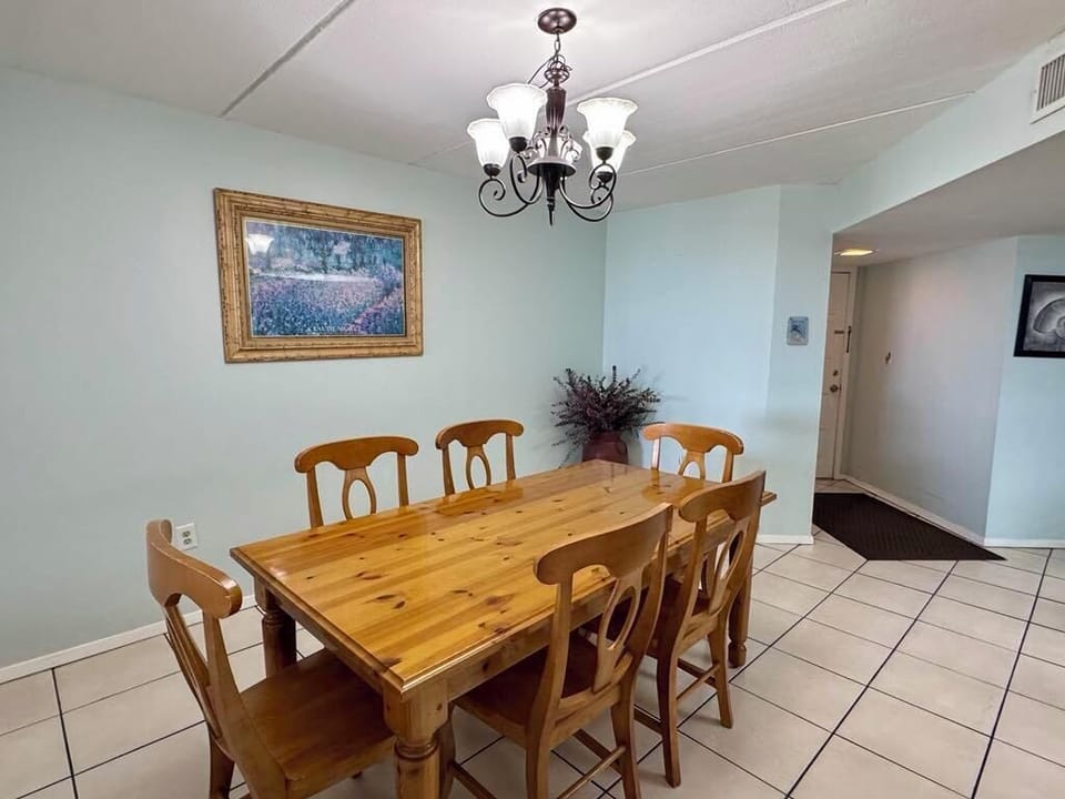 DiningArea