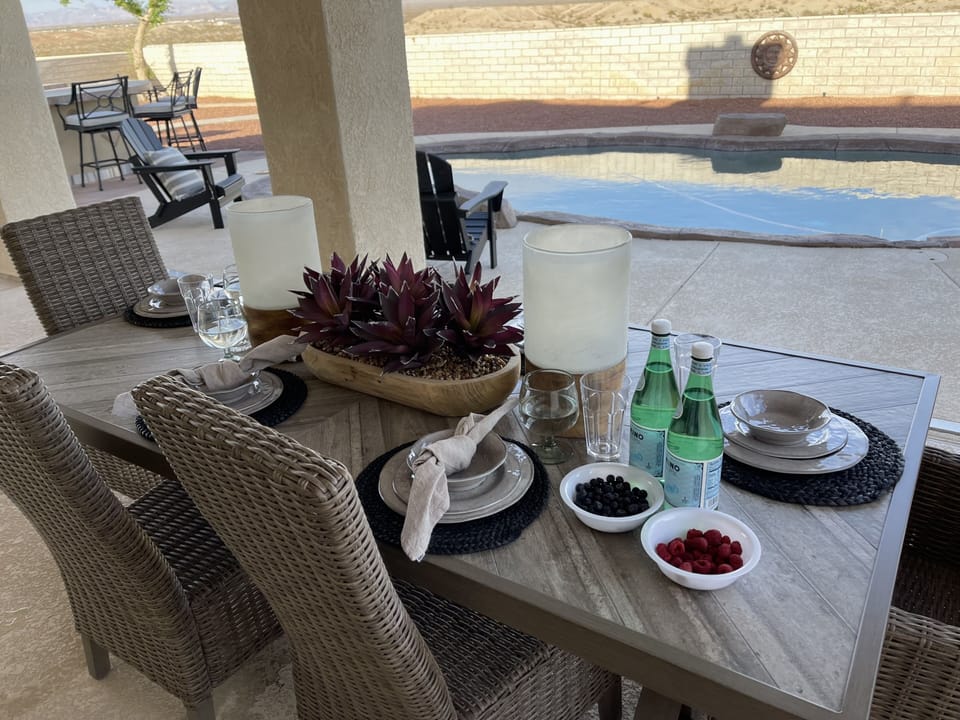 Outdoor dining