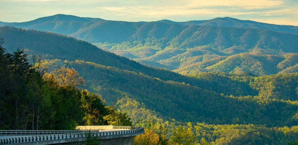 [Activities] During Your Stay at Our Cabins You're Only 8miles From Downtown Gatlinburg and 12.3miles From Pigeon Forge!