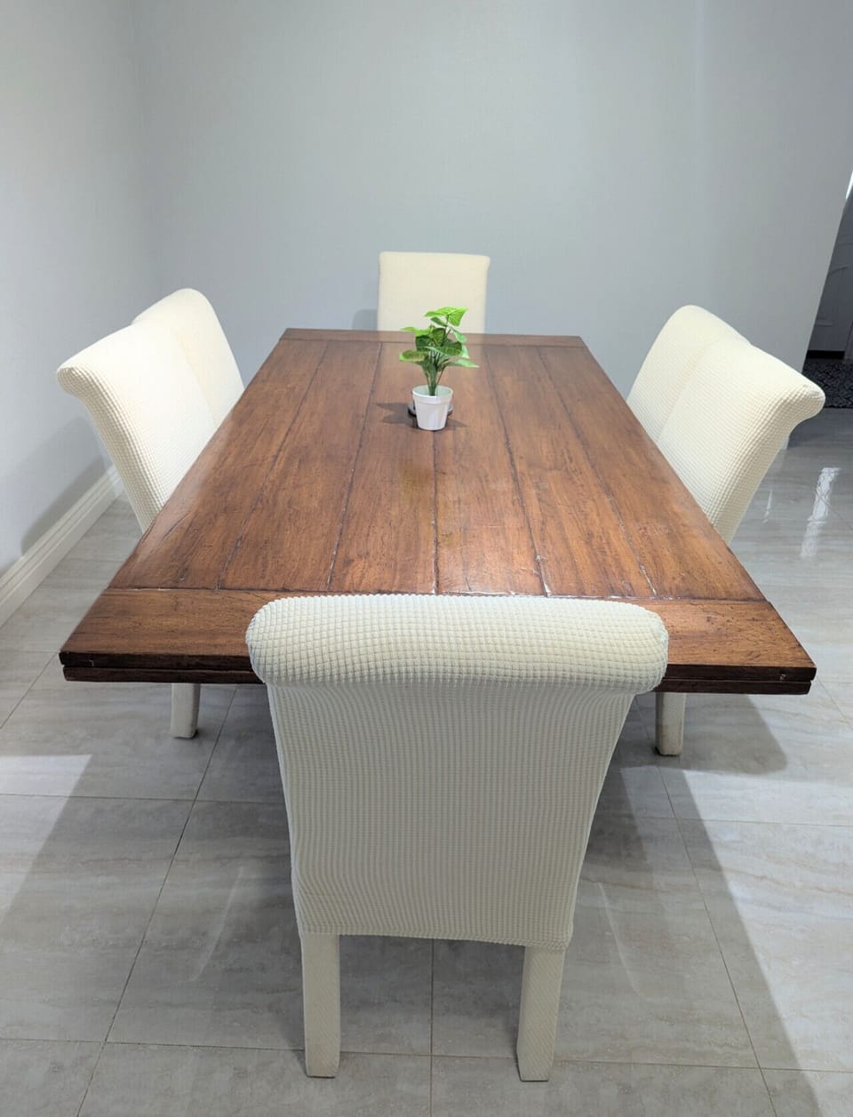 Dining table sits up to 6 guests at a time
