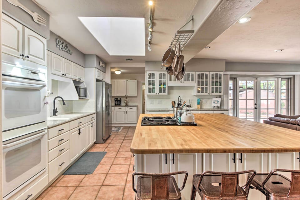 Fully Equipped Kitchen | Blender