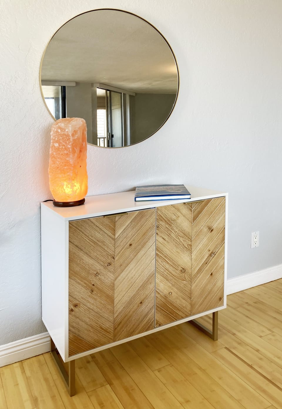 Another detailed view of the living room