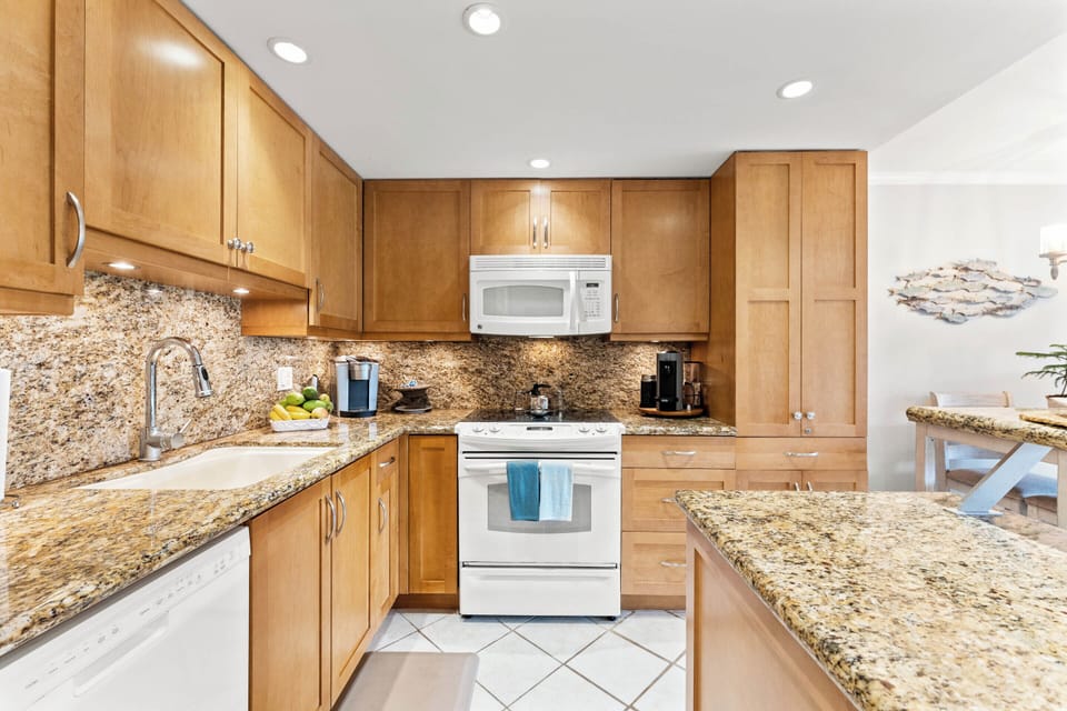 Full Kitchen