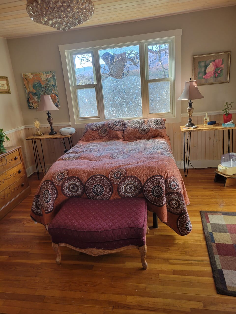 Master bedroom 