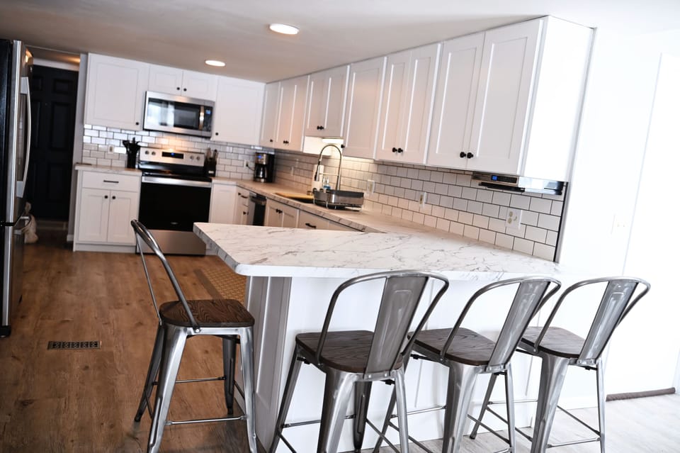 Get ready to prepare delicious meals in the fully stocked, beautiful kitchen