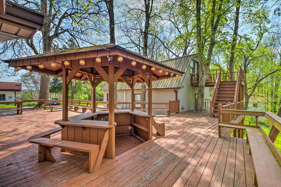 Celina Vacation Rental | 4BR | 3BA | Step-Free Access | 2,000 Sq Ft