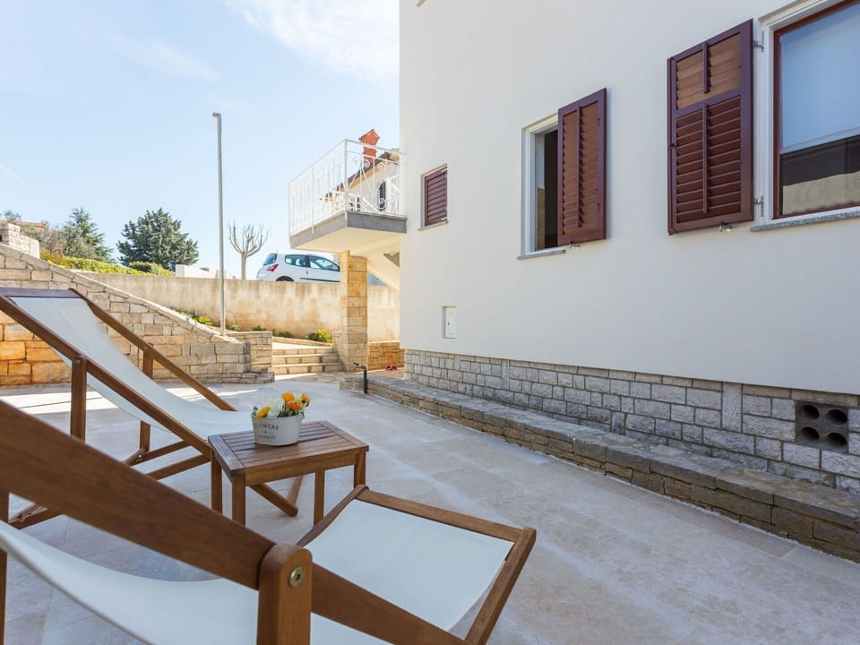 Property, Sky, Building, Window, Wood, Shade, Outdoor Furniture, Road Surface, Urban Design, Floor