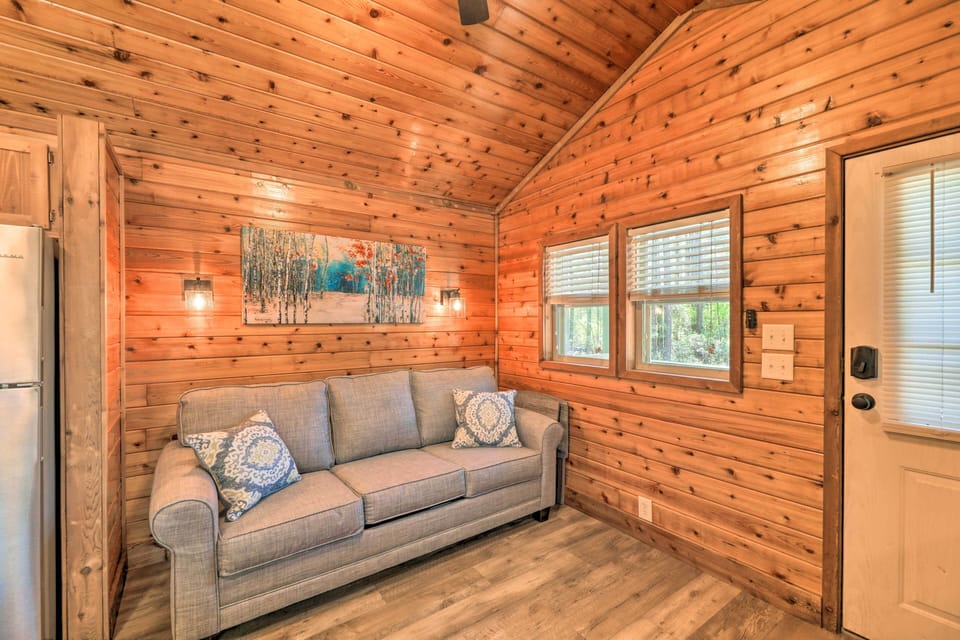 Living Room | Sleeper Sofa