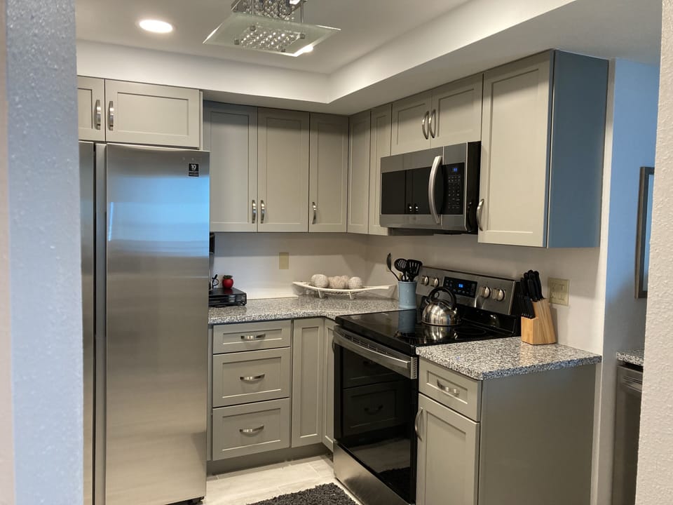 Newly Renovated Kitchen