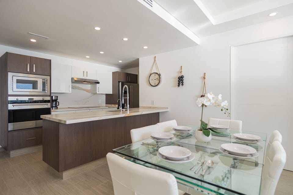 Dinning table