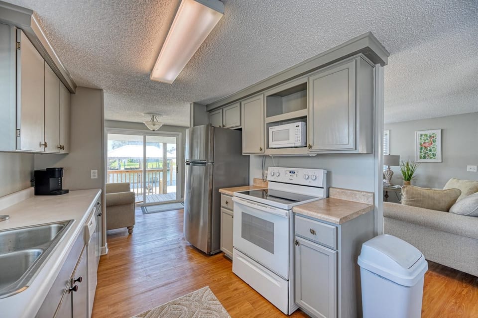 Open Floor Plan Kitchen