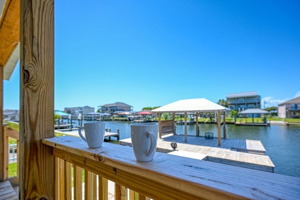Morning Coffee on the Intracoastal Waterway