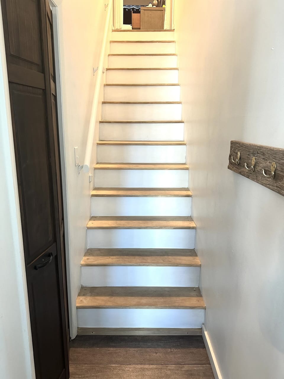 Steps to master suite 