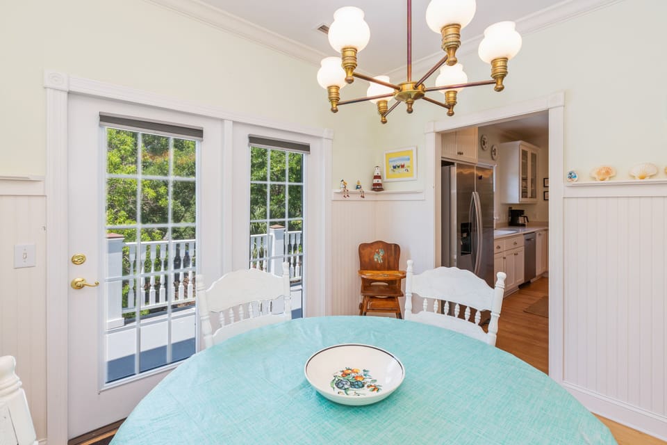 2nd dining area off kitchen