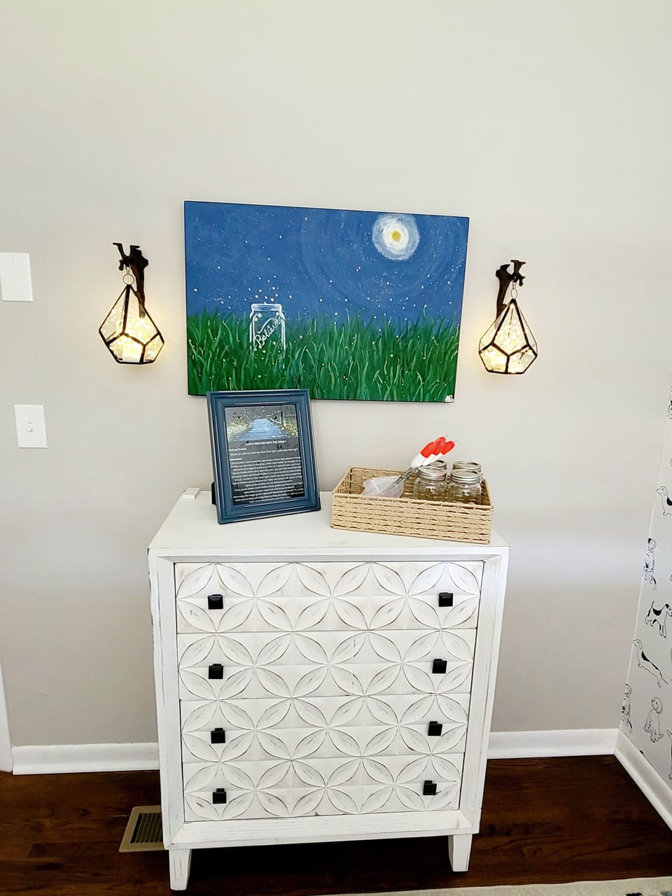 Catch fireflies in the summer, with this fun firefly catcher kit!