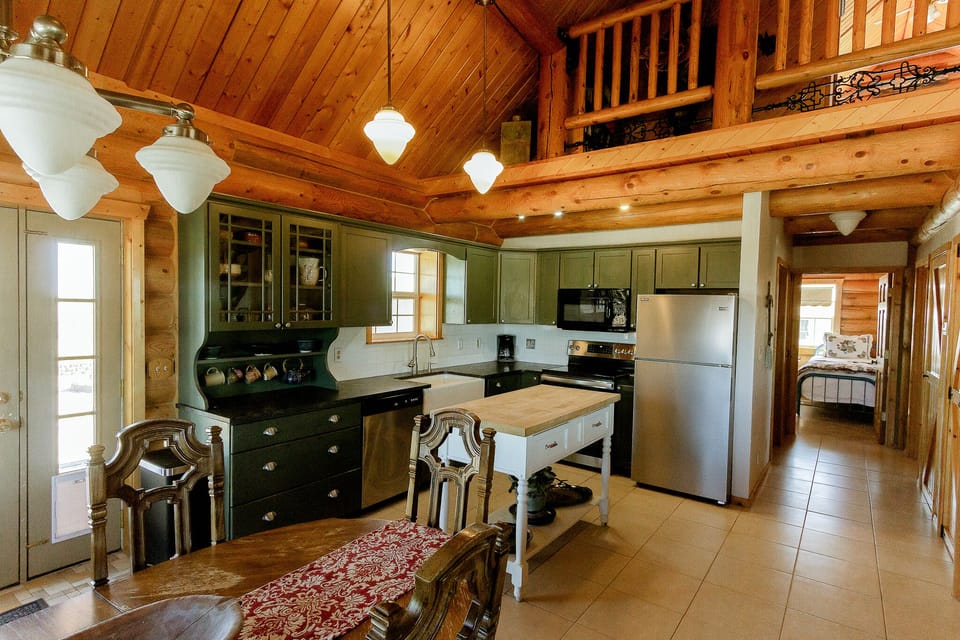 Fully stocked kitchen for guest use. 