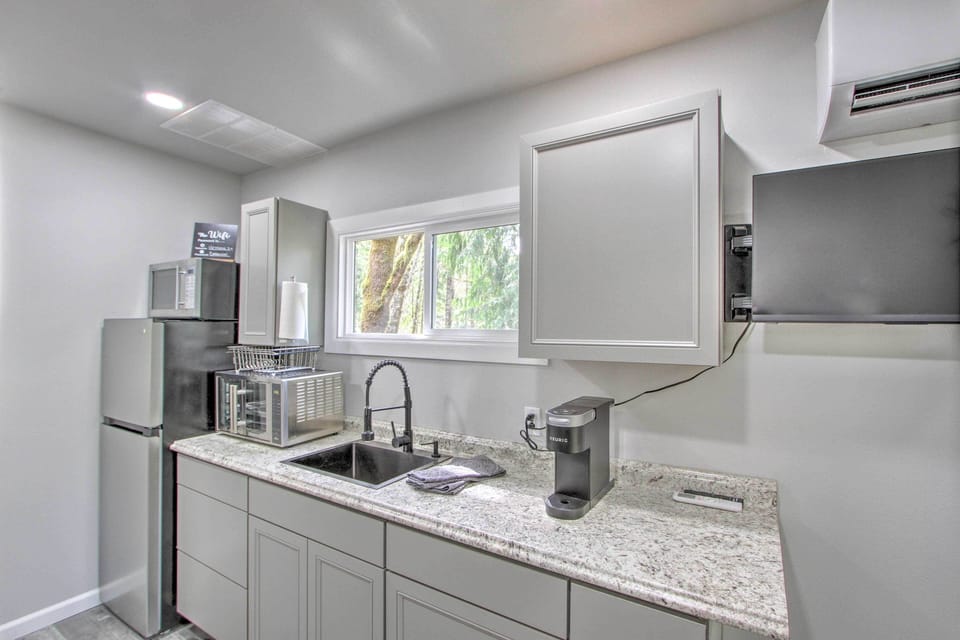 Kitchenette | Coffee Maker