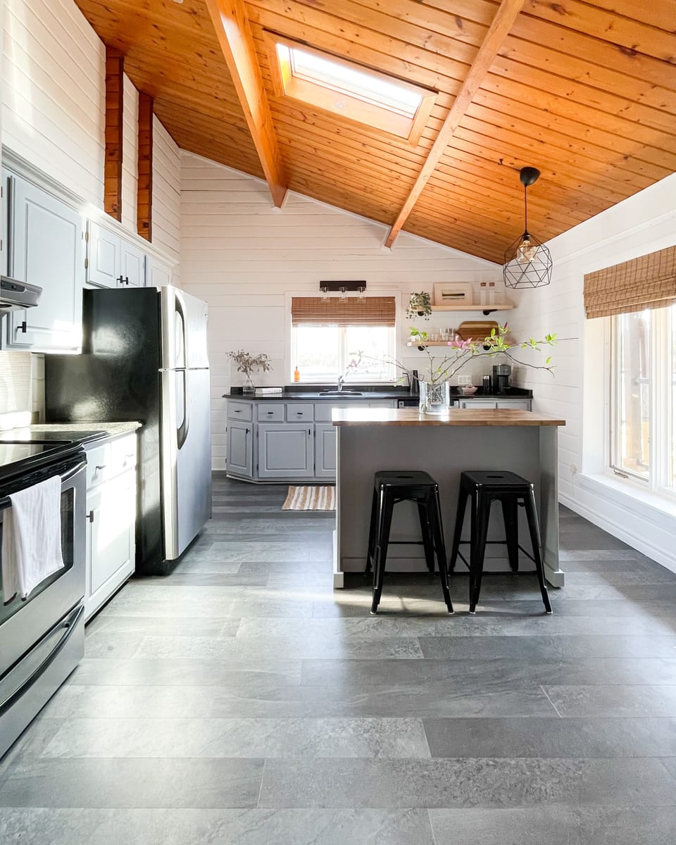 Main floor kitchen with all amenities to cook a memorable meal