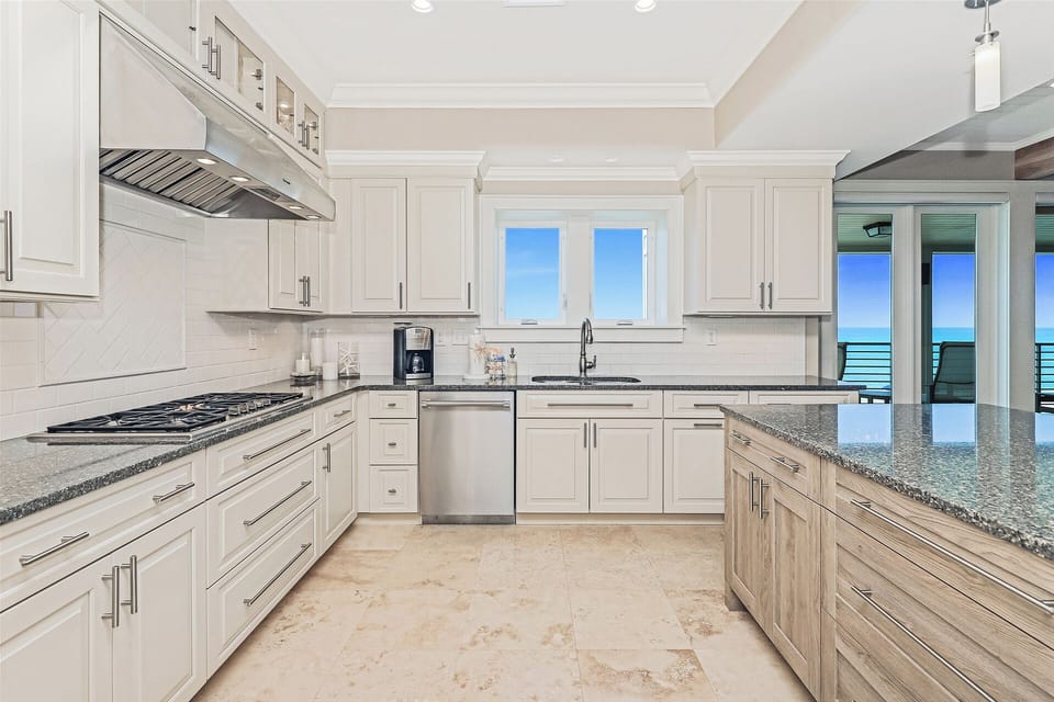 Serenity Blue - Dune Allen - First Floor - Kitchen